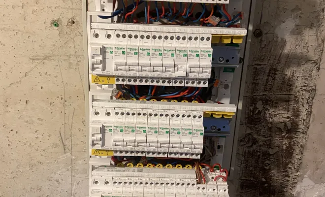 Remplacement de tableau électrique dans une maison ancienne à Péronnas, Bourg-en-Bresse, Moisselec